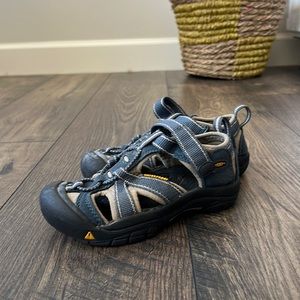 KEEN Newport H2 Kids Sandals - size 12